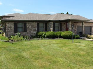 90 Ridgeland Rd, Greencastle, IN 46135
