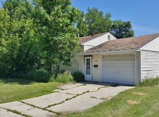 413 2nd St NW, Rugby, ND 58368