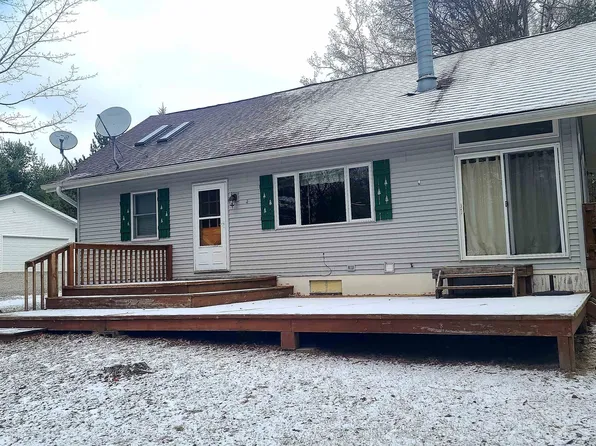W9162 Town Corner Lake Rd, Pembine, WI 54156