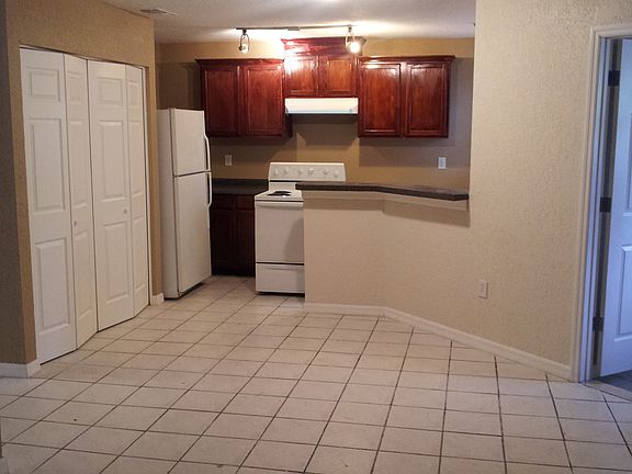 2nd image of 3632 Meriden Ave APT C