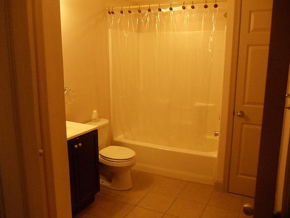 3rd image of 2824 Jackson St Floor 2
