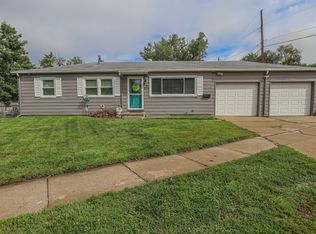 6092 H St, Omaha, NE 68117