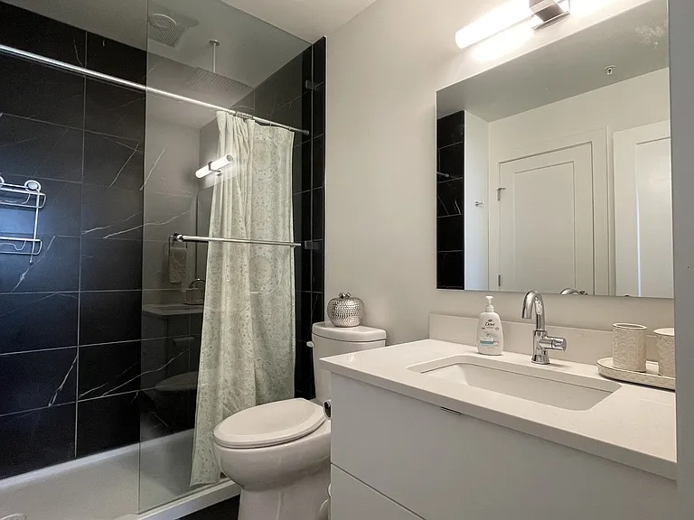 1628 Store St #721 — Photo 10