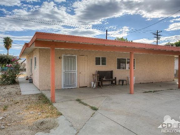 3rd image of 615 Palm Ave