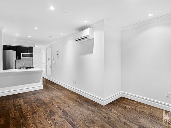 3rd image of 329 E 10th St APT 4