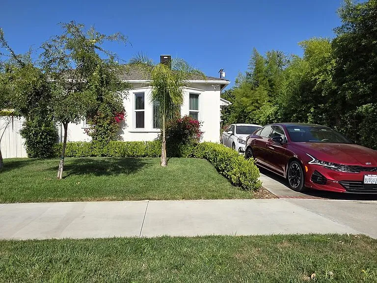 5444 Hermitage Ave — Photo 13