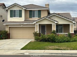33 Nutwood Ave, Beaumont, CA 92223