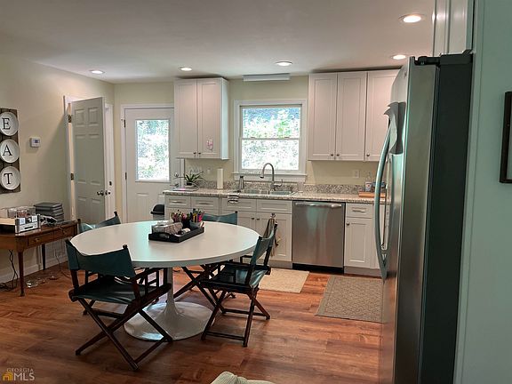 3rd image of 139 Brewer Hill Dr