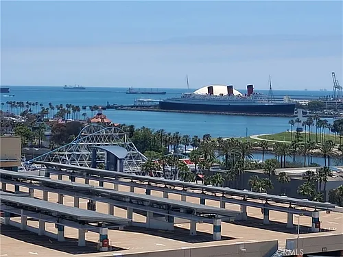 400 W Ocean Blvd Photo 1