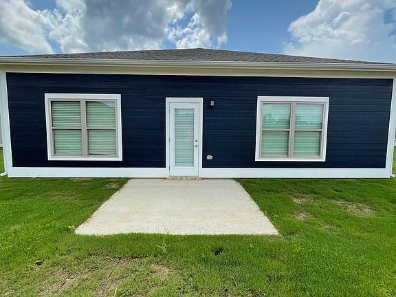 2nd image of 9035 Ivanhoe Dr