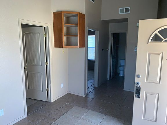 2nd image of 443 Greggerson Dr