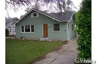 4425 5th St Photo 1