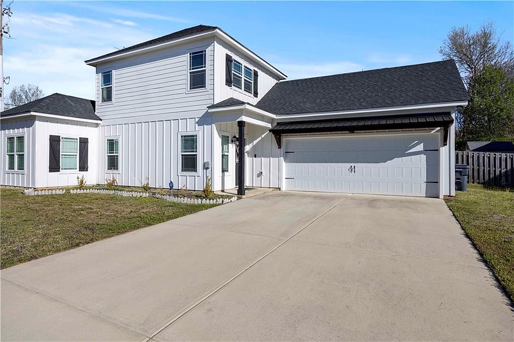 1 Gardner Way, Phenix City, AL 36869 | Zillow