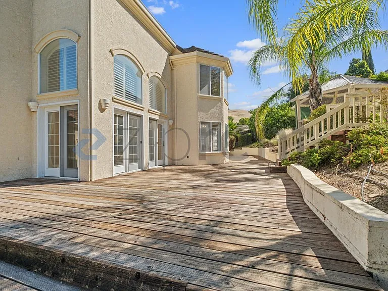 2552 Cotswold Hill Dr — Photo 37