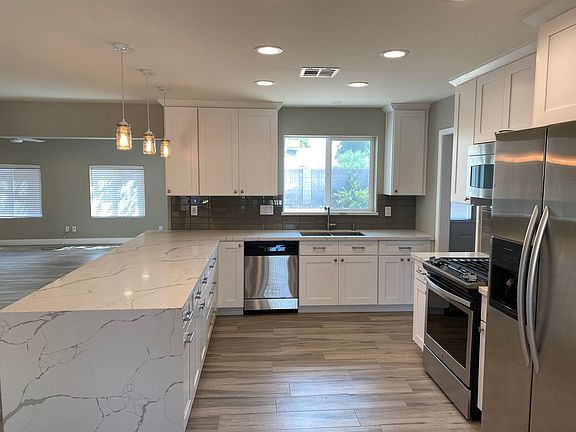 2nd image of 19019 N 18th Dr