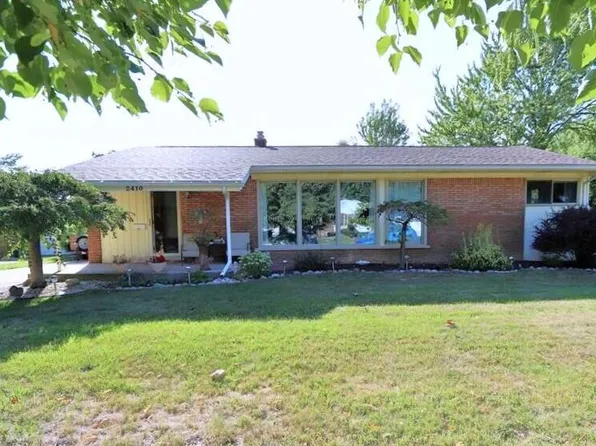 2410 Middlefield Rd, Trenton, MI 48183