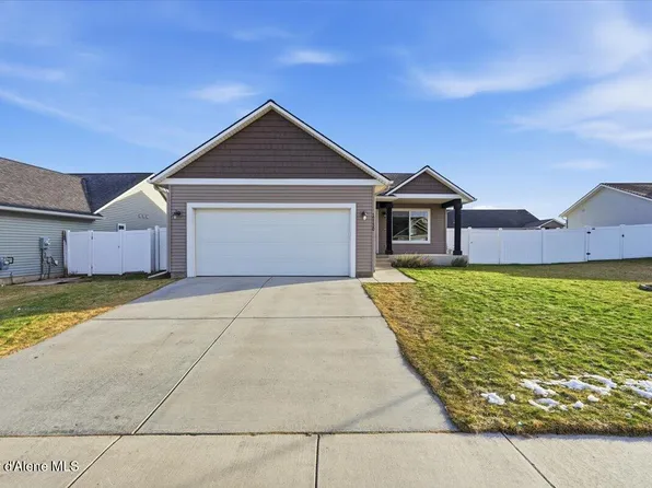 12130 N Gipper Loop, Rathdrum, ID 83858