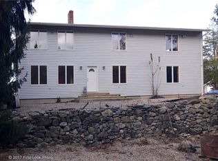 11 Helm St, Jamestown, RI 02835