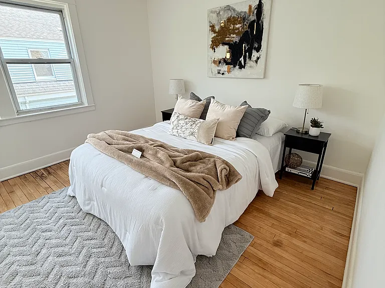 53-55 Barber Ave #3 — Photo 8