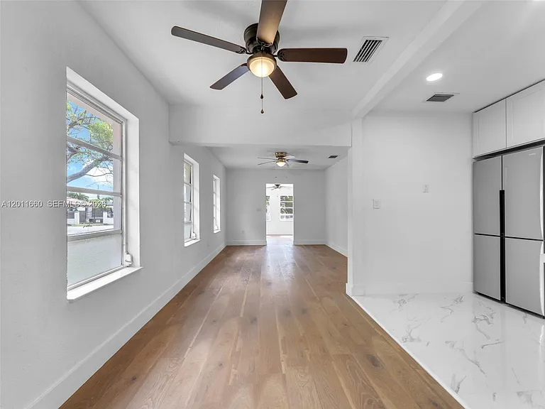520 NW 32nd Pl #520 — Photo 19