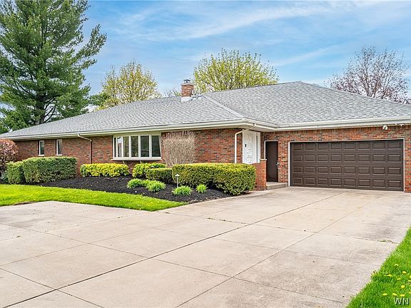 4th image of 4115 Mapleton Rd