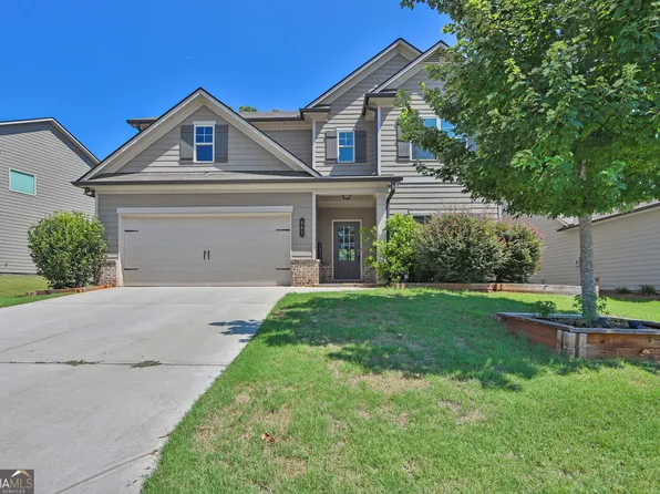 567 Brighton Park Cir, Hoschton, GA 30548