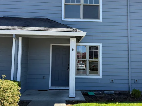 450 Midway Rd Unit 34, Medford, OR 97501