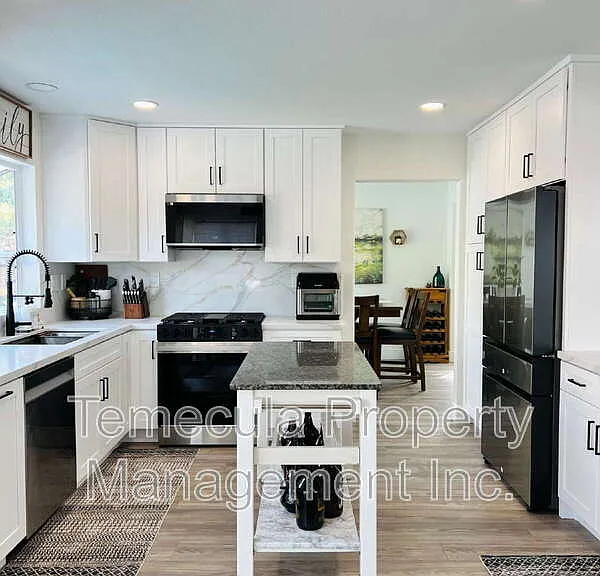 40536 New Town Dr — Photo 1