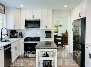 40536 New Town Dr, Temecula, CA 92591