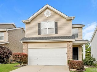 211 Springbeach Dr, O'Fallon, MO 63368