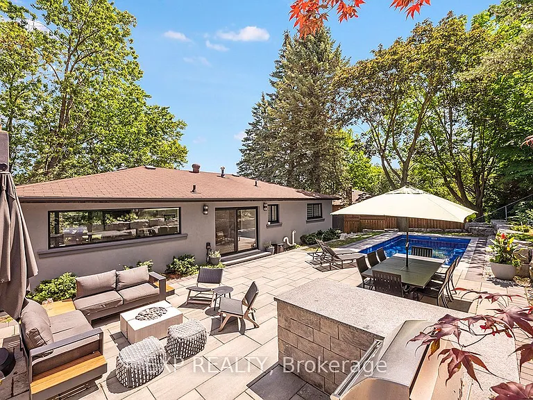 1410 Petrie Way — Photo 12