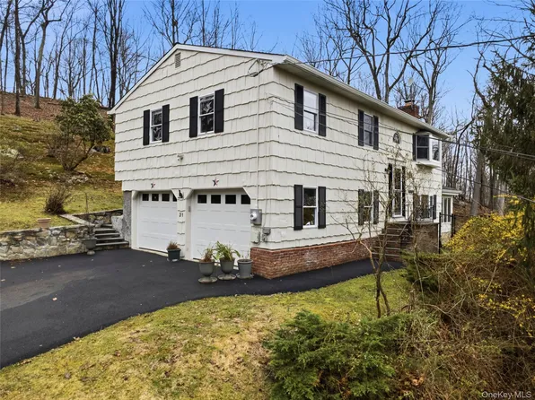 31 Colonel Enoch Drive, Carmel, NY 10512