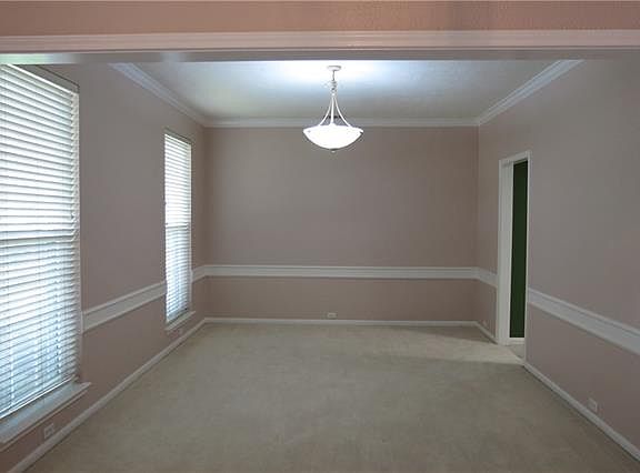 2nd image of 4004 Barnett Dr