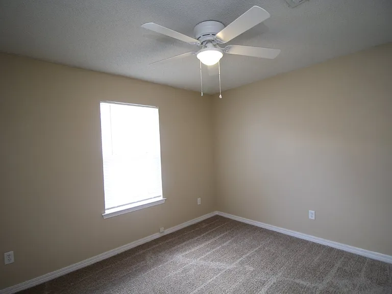 1064 Antigua Cir — Photo 16