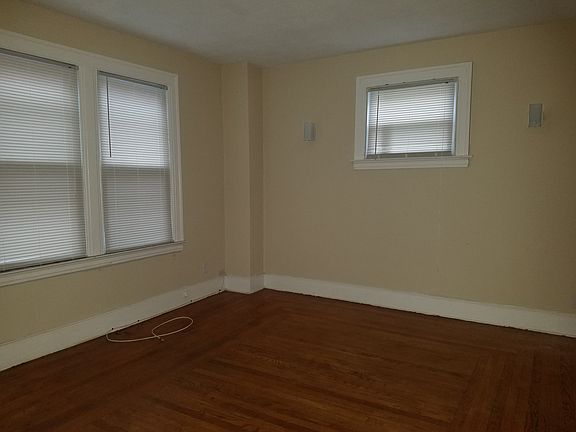 2nd image of 80 Shepard Street # Second Floor