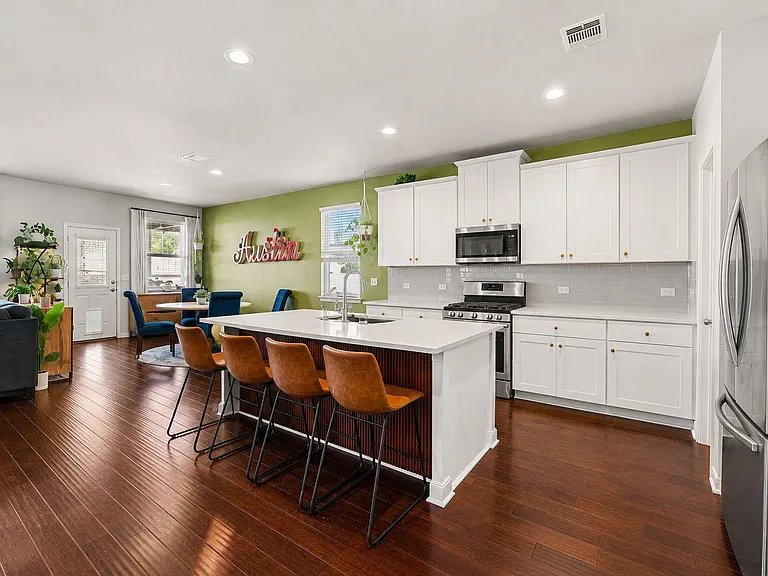 5809 Lehman Way — Photo 9