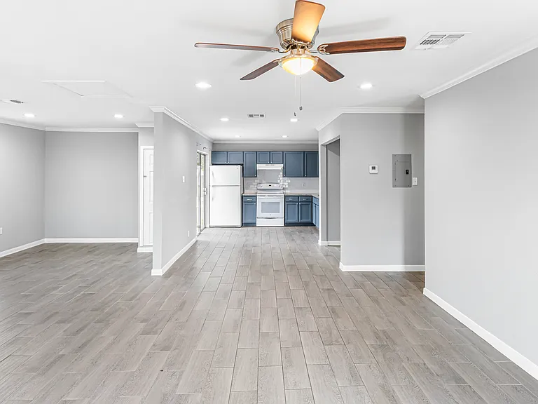 4334 Hickory Hill Dr — Photo 11