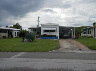 8238 SE Swan Ave, Hobe Sound, FL 33455