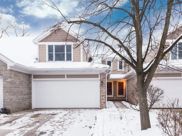 2434 Mulberry Ct, Ann Arbor, MI 48104