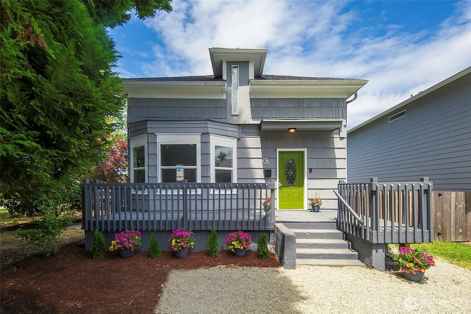 1103 E 59th Street photo 1