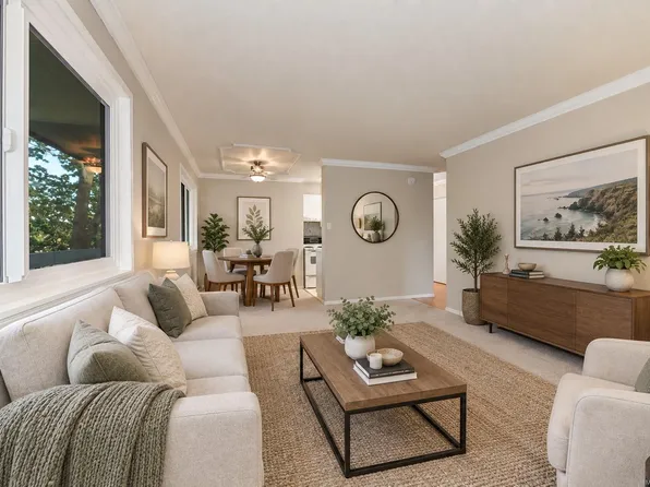 2095 Oak Bay Ave #301, Oak Bay, BC V8R 1E6