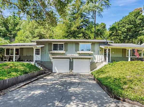 2048-2050 Donald Dr, Moraga, CA 94556