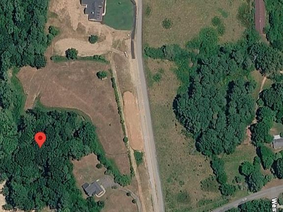 4th image of 2091 Wilkie Rd