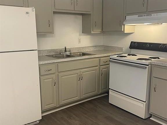 2nd image of 2002 N Wayside Dr #2
