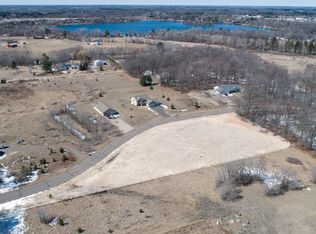 3 Rochester St NE, Cambridge, MN 55008