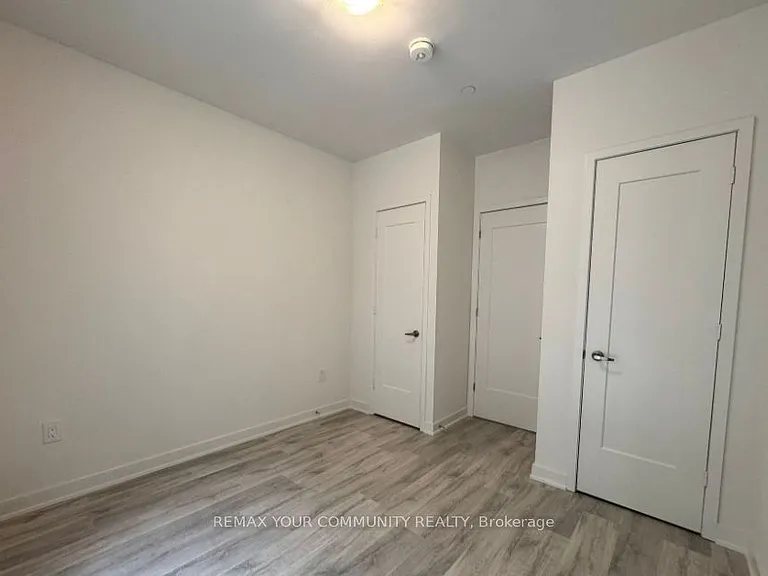 60 Princess St #102 — Photo 15