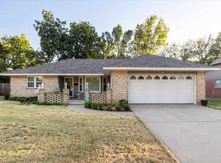 4104 NW Currell Dr, Lawton, OK 73505