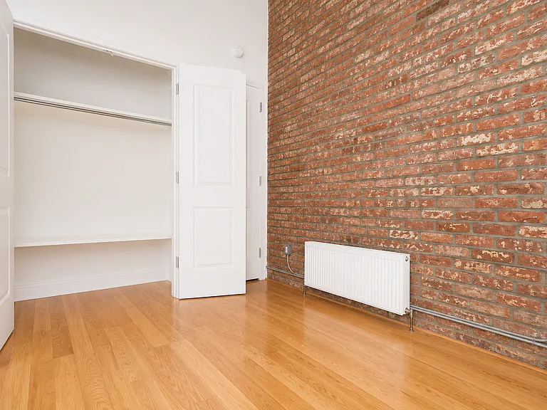 53 Pitt St #1A — Photo 3