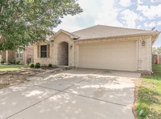 7425 Candler Dr, Fort Worth, TX 76131