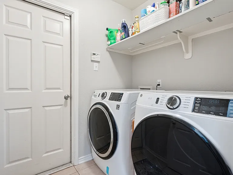 7218 Gingerberry Dr — Photo 21